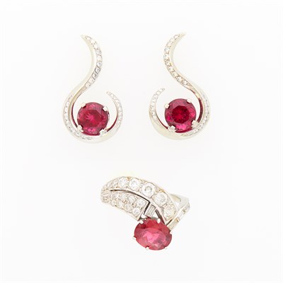 Lot 190 - Platinum, Red and Pink Spinel and Diamond Ring and Pair of Earrings