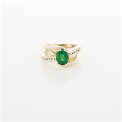 Lot 181 - White Gold, Tsavorite Garnet and Diamond Ring
