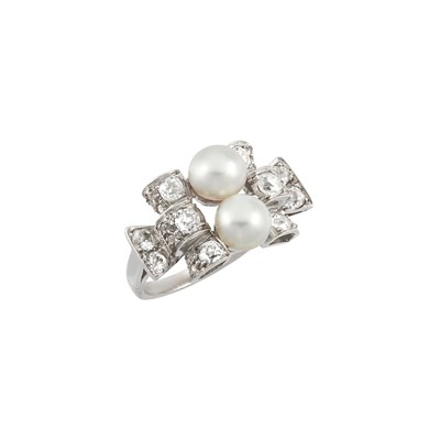 Lot 1085 - Platinum, Button Pearl and Diamond Ring