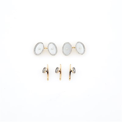 Lot 1139 - Platinum, Gold, Mother-of-Pearl and Pearl Dress Set