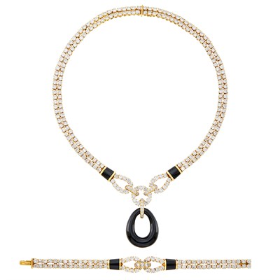 Lot 112 - Van Cleef & Arpels Gold, Diamond and Black Onyx Pendant-Necklace and Bracelet, France