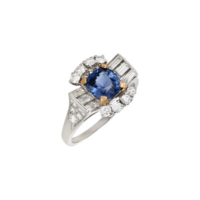 Lot 82 - Platinum, Sapphire and Diamond Ring