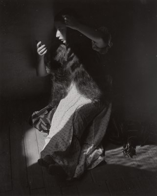 Lot 49 - BRAVO, MANUEL ALVAREZ (1902-2002) Retrato de...