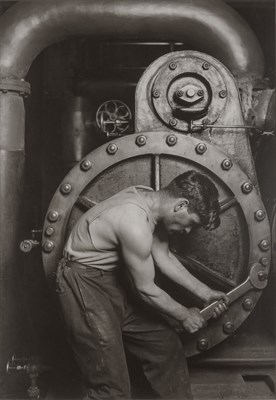 Lot 79 - HINE, LEWIS WICKES (1874-1940) [Powerhouse...