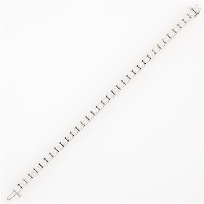 Lot 165 - White Gold and Diamond Straightline Bracelet