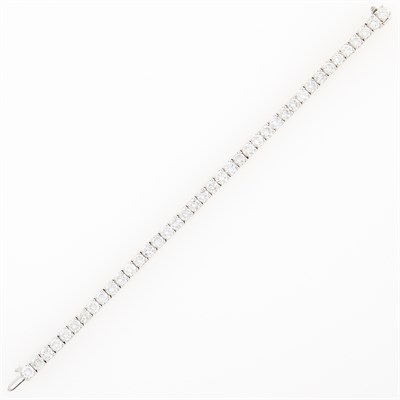 Lot 163 - White Gold and Diamond Straightline Bracelet