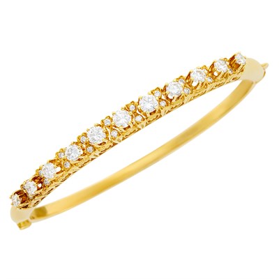 Lot 89 - Gold and Diamond Bangle Bracelet
