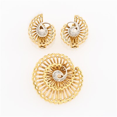 Lot 91 - Gold and Diamond Clip and Pair of Earclips