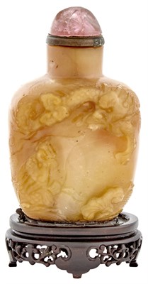 Lot 590 - A Chinese Carnelian Snuff Bottle Qing Dynasty...