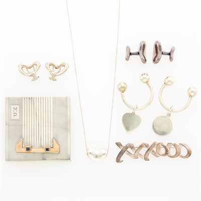 Lot 139 - Tiffany & Co. Group of Sterling Silver Jewelry and Cartier Silver, Rose Gold and Sapphire Compact