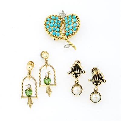 Lot 65 - Gold, Platinum, Turquoise and Diamond Brooch and Two Pairs of Gold, Peridot, Diamond and Mabé Pearl Pendant-Earclips