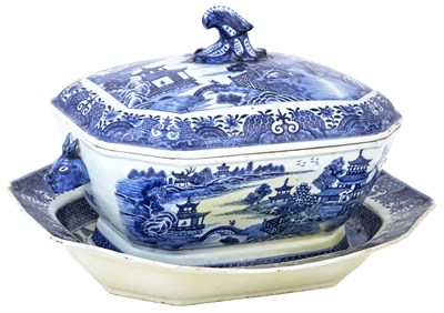 Lot 210 - Chinese Blue and White Porcelain Soup Tureen,...