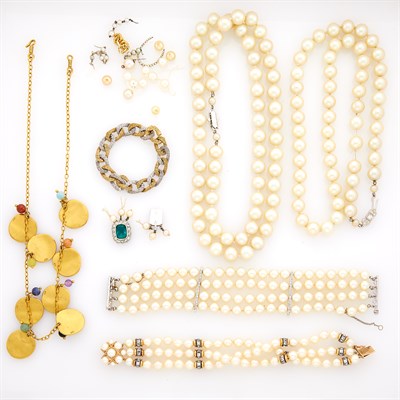 Lot 170 - Group of Imitation Pearl and Costume Jewelry and Fragments