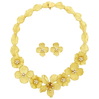 Lot 101 - Tiffany & Co. Gold and Diamond 'Bouquet' Necklace and Pair of 'Dogwood' Earclips