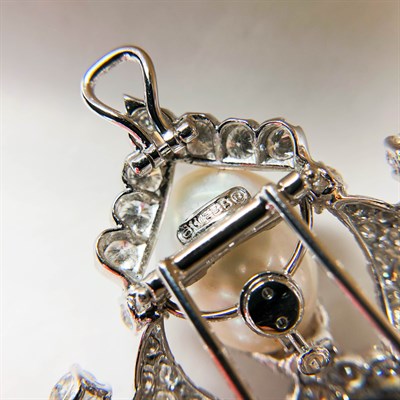 Lot 158 - David Webb Platinum, Black and South Sea Baroque Cultured Pearl and Diamond Maltese Cross Pendant Clip-Brooch