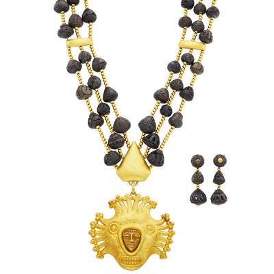 Lot 83 - David Webb Long Triple Strand Gold and Molded Glass Bead Pendant-Brooch Necklace and Pair of Pendant-Earclips