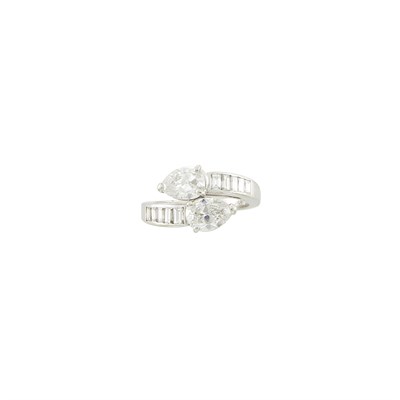 Lot 133 - Andrew Clunn Platinum and Diamond Bypass Ring
