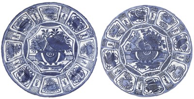 Lot 466 - A Pair of Chinese "Kraak" Dishes Late Ming...