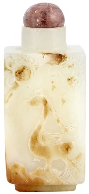 Lot 582 - A Chinese White Jade Snuff Bottle Qing Dynasty...