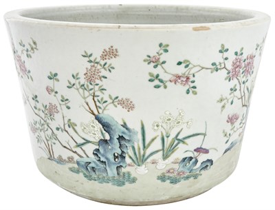 Lot 532 - A Large Chinese Famille Rose Porcelain Planter...