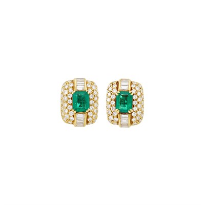 Lot 85 - Harry Winston Pair of Gold, Emerald and Diamond Earclips