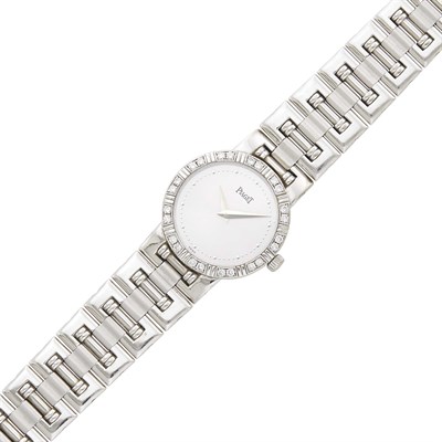 Lot 33 - Piaget White Gold and Diamond 'Dancer' Wristwatch