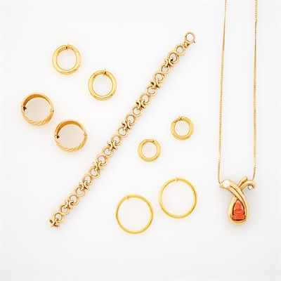 Lot 1214 - Group of Gold Jewelry