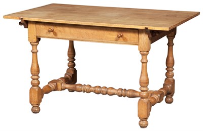 Lot 126 - Wallace Nutting Maple Side Table Height 29 1/4...