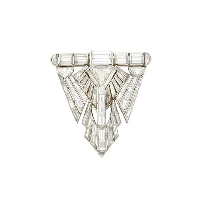 Lot 145 - Platinum and Diamond Clip
