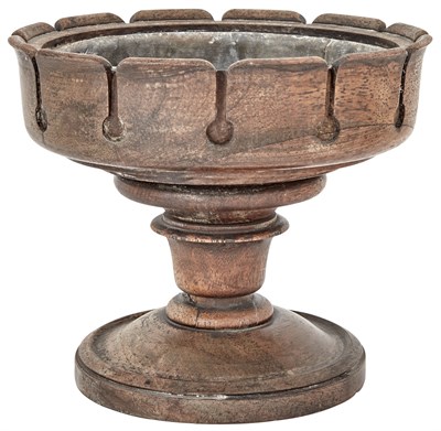 Lot 278 - English Rosewood Tazza Mid-19th century The...