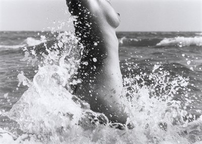 Lot 171 - CLERGUE, LUCIEN (1934-2014) Nu de la Mer,...