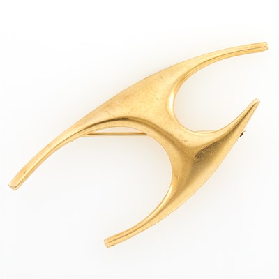 Lot 9 - Ed Wiener Gold Brooch