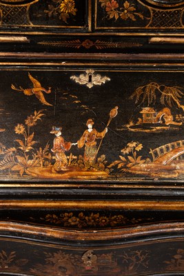 Lot 543 - Venetian Rococo Style Black-Japanned and...