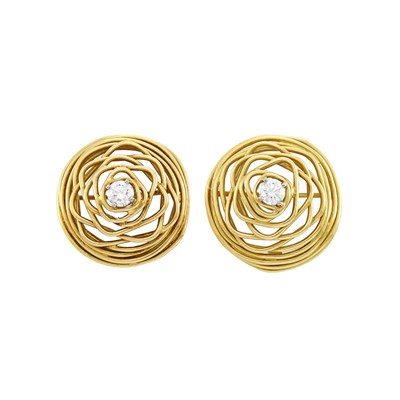 Lot 18 - Andrew Grima Pair of Gold and Diamond Earclips