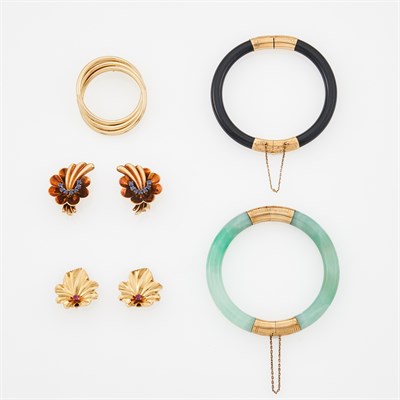 Lot 1076 - Group of Jewelry