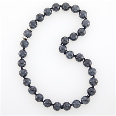 Lot 172 - Dark Gray Jade Bead Necklace with Diamond Clasp