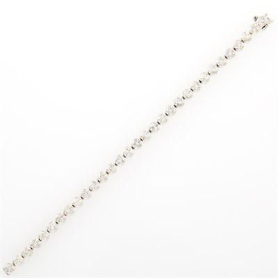 Lot 99 - White Gold and Diamond Bracelet