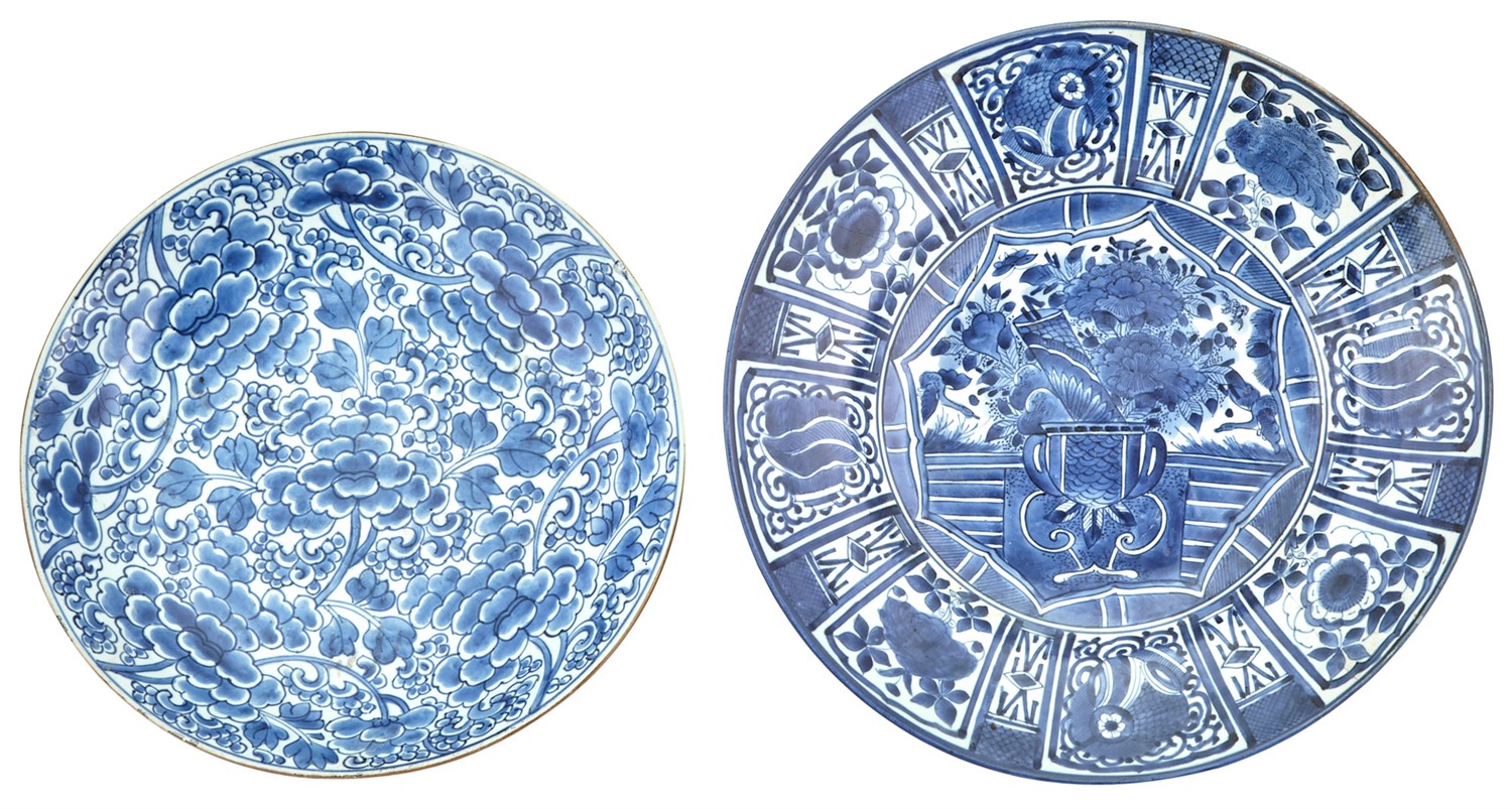 Lot 238 - Two Chinese Blue and White Porcelain 'Kraak'...