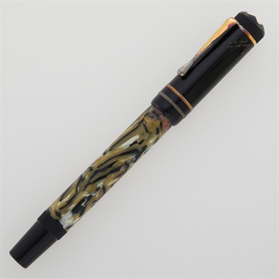 Lot 49 - Montblanc Writer Series Fountain Pen Oscar...