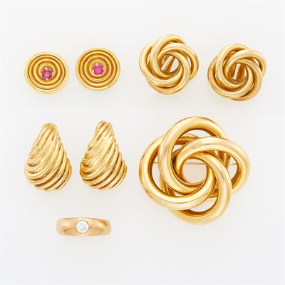 Lot 150 - Group of Gold Jewelry