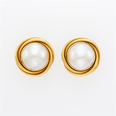 Lot 15 - Pair of Gold and Mabé Pearl Earrings