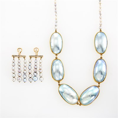 Lot 136 - Gold, Cultured and Mabé Pearl Necklace and Pair of Cultured Pearl Fringe Earrings
