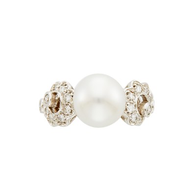 Lot 105 - White Gold, Cultured Pearl and Diamond Ring