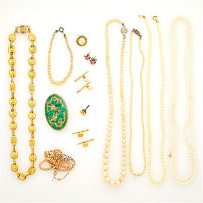 Lot 175 - Group of Costume and Imitation Pearl Jewelry