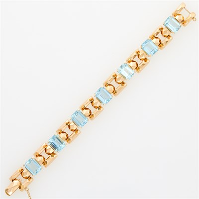 Lot 34 - Rose Gold and Aquamarine Bracelet