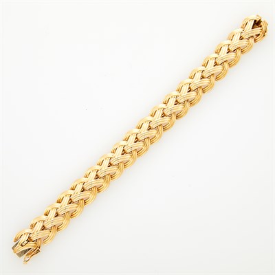 Lot 38 - Gold Link Bracelet
