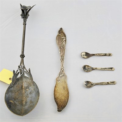 Lot 4 - 5 Pieces of Silverware, 5 ozs.