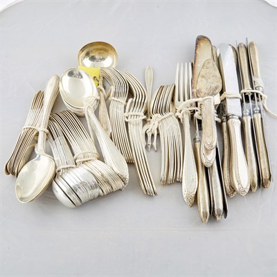 Lot 7 - 80 Pieces of Silverware, 82 ozs., 14 handles