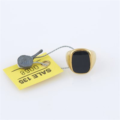 Lot 68 - Gold and Stone Ring, 18K 7 dwt. all