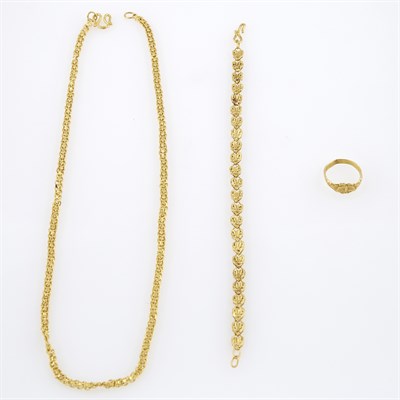 Lot 162 - Gold Ring, Neck Chain and Flexible Bracelet,...